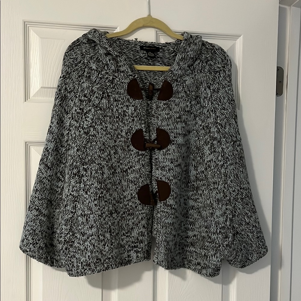 BCBG Women's Gray Toggle Sweater Cape